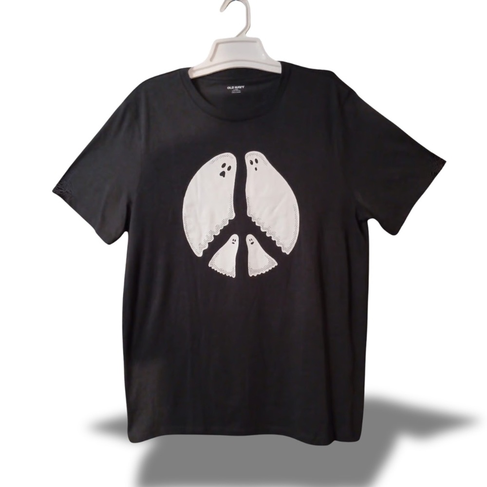 Charcoal Gray Black Ghost Print T-Shirt Grey Graphic Spooky Horror Halloween